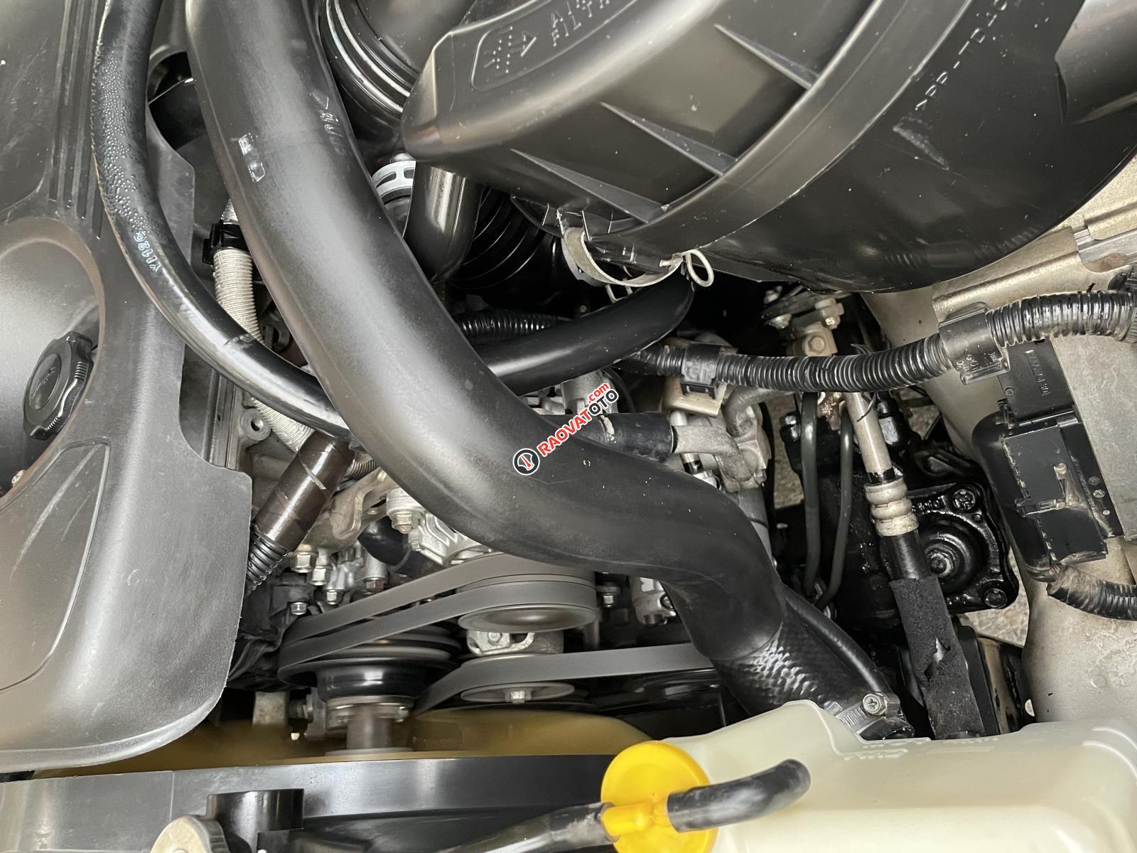 Máy dầu, số sàn, màu ghi vàng-10