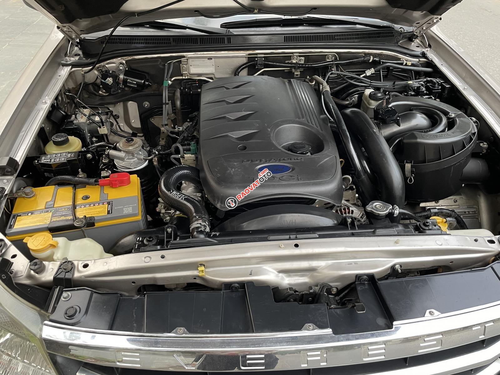 Máy dầu, số sàn, màu ghi vàng-8