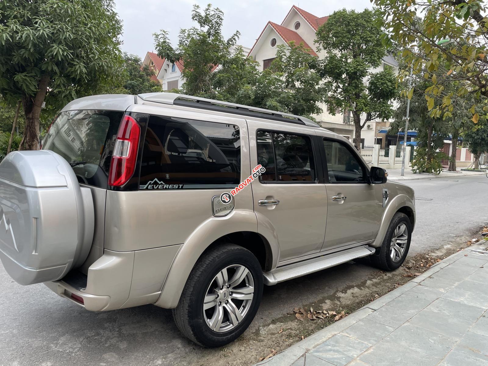 Máy dầu, số sàn, màu ghi vàng-7