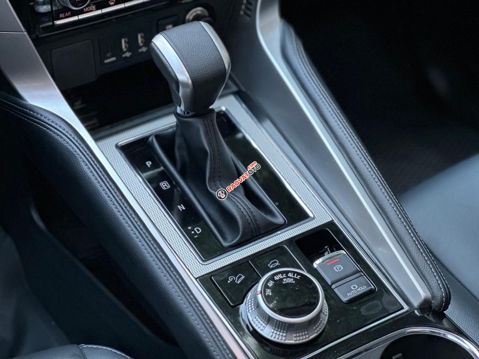 Bán xe nhập khẩu PS máy dầu 2 cầu full 2021-12