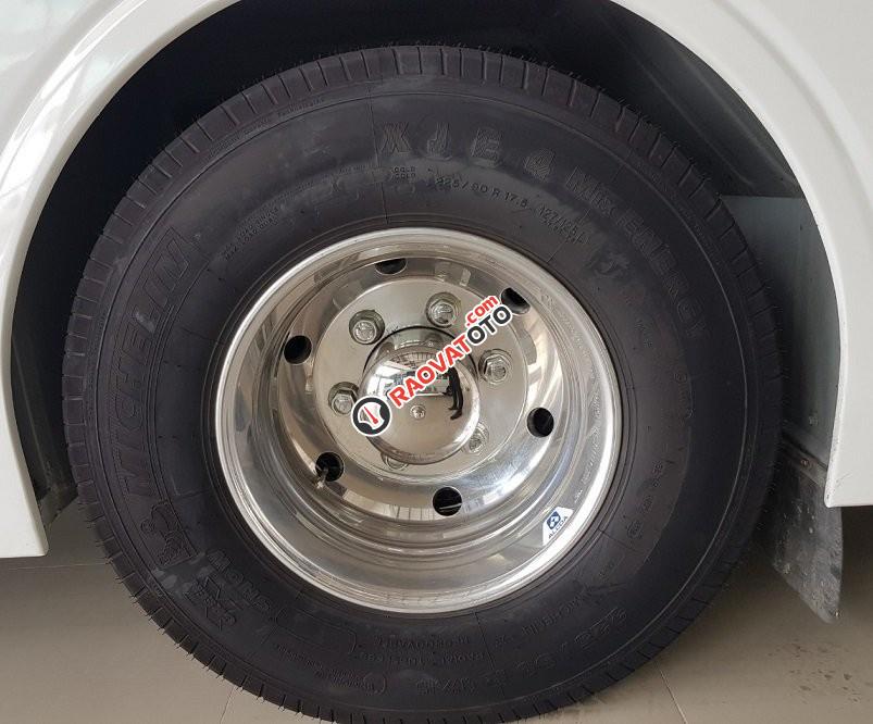 Giá xe khách 29 chỗ bầu hơi, chính hãng HCM, trả góp 70%-6