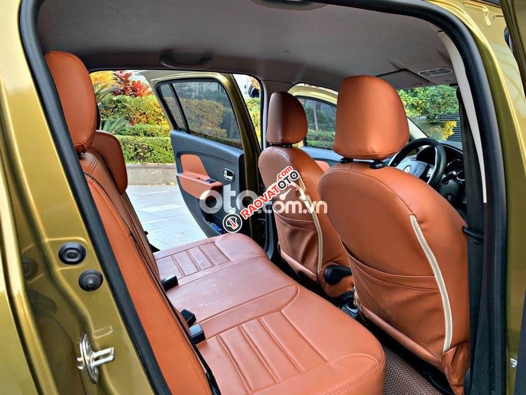 Cần bán gấp Renault Sandero 1.6 AT sản xuất năm 2017, màu nâu, xe nhập  -5