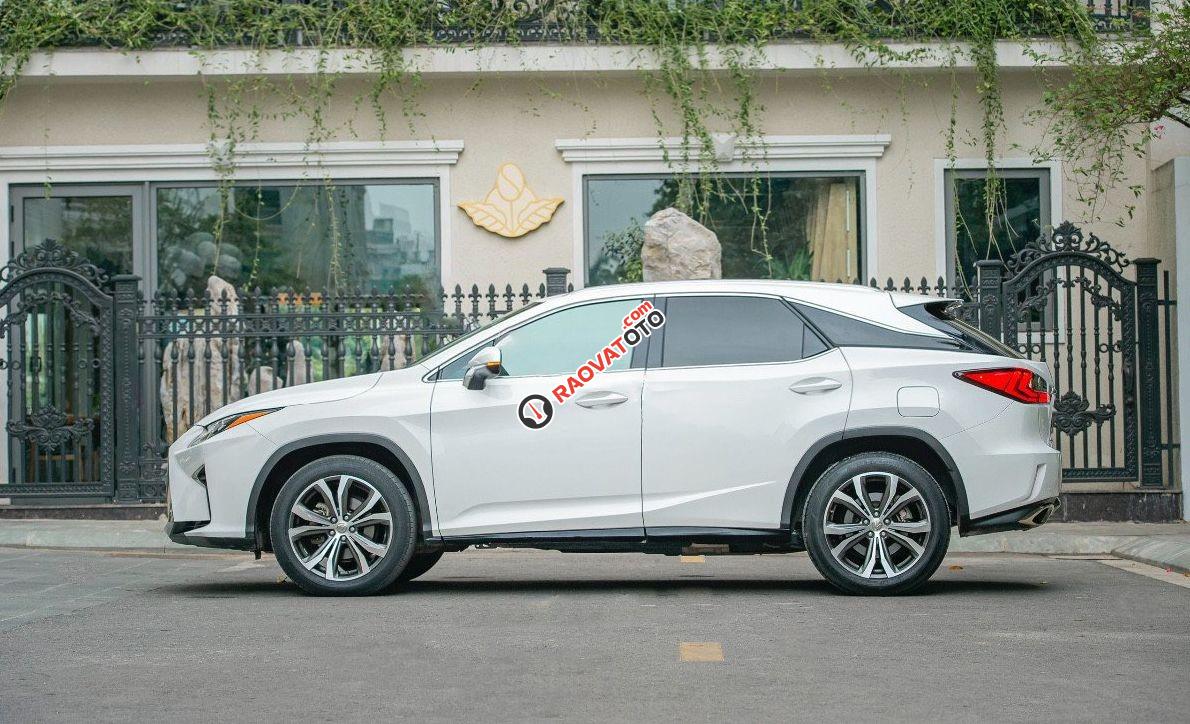 Cần bán xe Lexus RX 200T sản xuất năm 2017, màu trắng, nhập khẩu-6