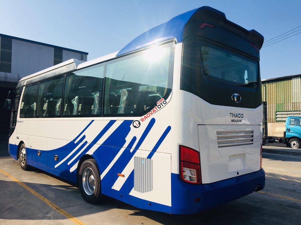 Giá xe khách 29 chỗ bầu hơi, chính hãng HCM, trả góp 70%-11