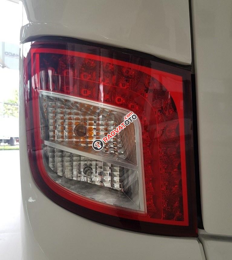 Giá xe khách 29 chỗ bầu hơi, chính hãng HCM, trả góp 70%-8