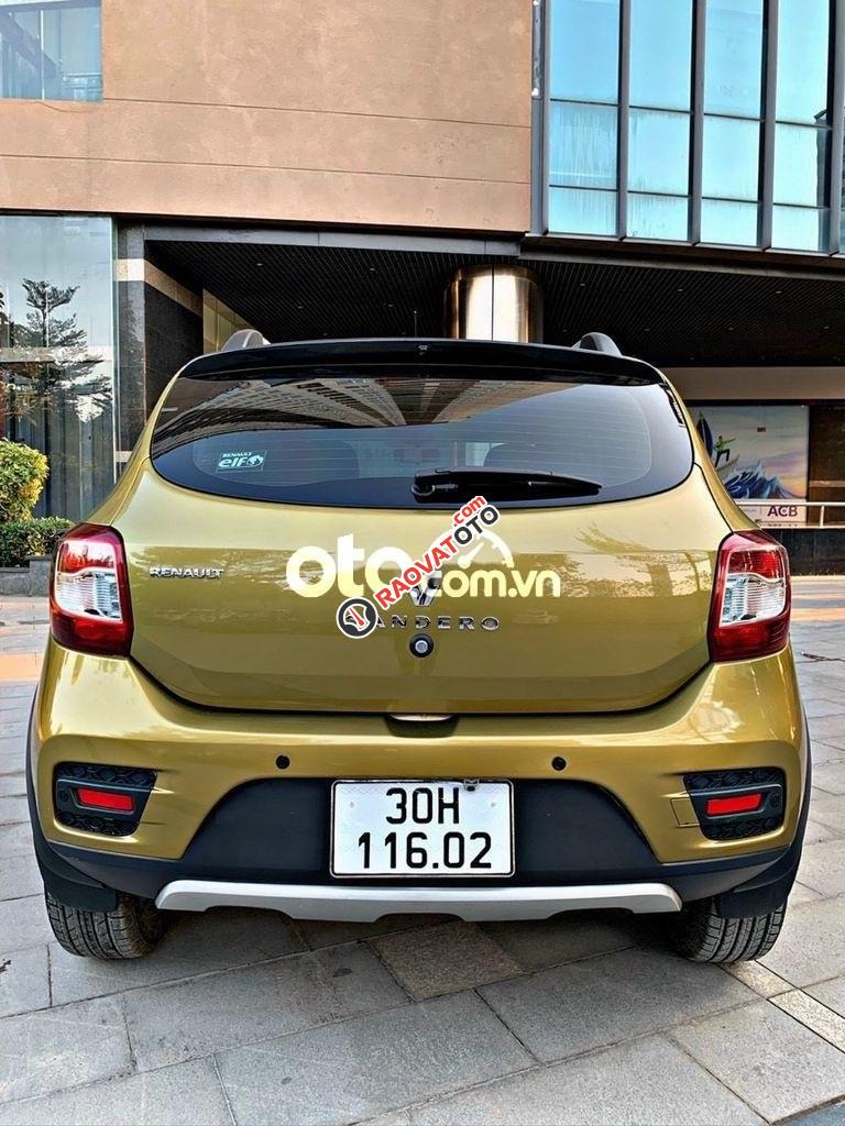 Cần bán gấp Renault Sandero 1.6 AT sản xuất năm 2017, màu nâu, xe nhập  -8
