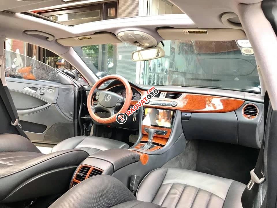 Xe cần bán Mercedes CLS500 2007, số tự động, full option, màu đen-7