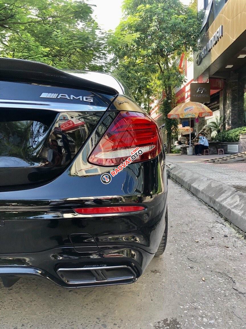 Bán xe Mercedes E300 AMG sản xuất năm 2018, giao xe ngay đón Tết-5