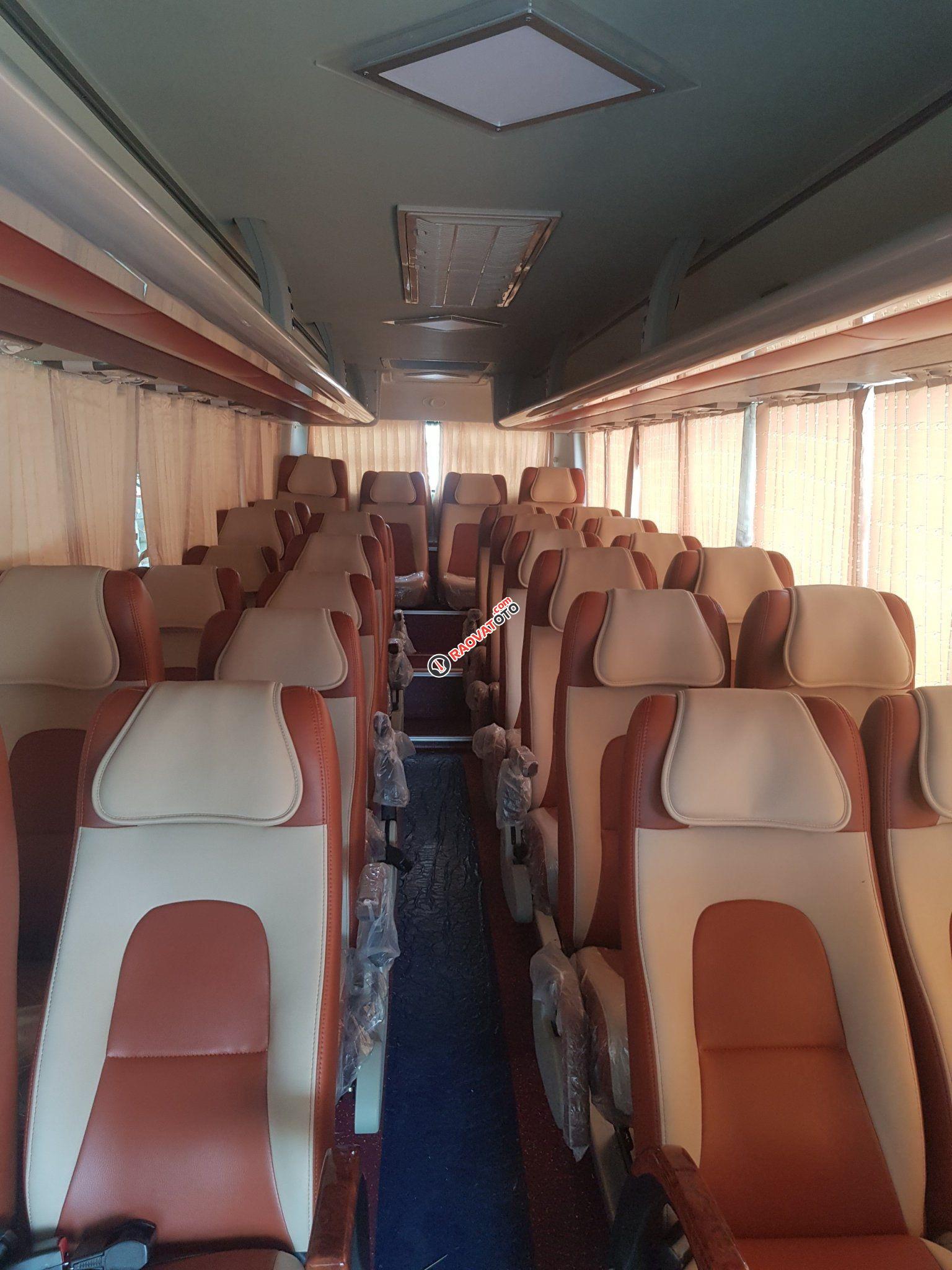 Giá xe khách 29 chỗ bầu hơi, chính hãng HCM, trả góp 70%-7