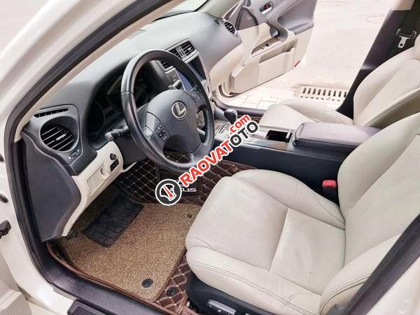 Cần bán Lexus IS 250 sản xuất 2009, màu trắng, nhập khẩu nguyên chiếc, giá 735tr-1