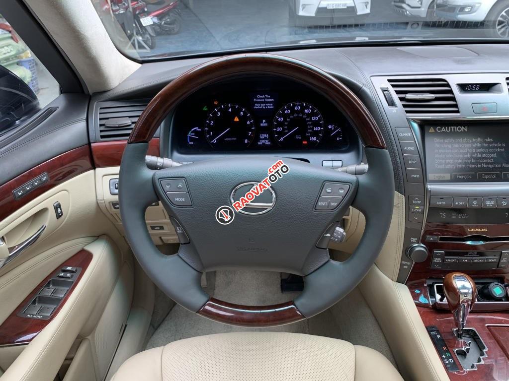 Xe cực sang và mới, biển thành phố-15