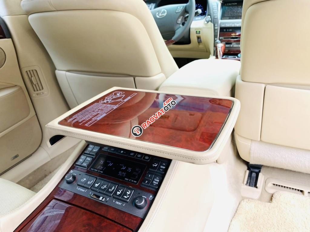 Xe cực sang và mới, biển thành phố-3