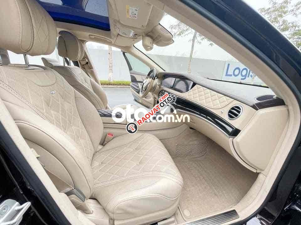 Bán Mercedes S600 Maybach sản xuất 2015, màu đen, nhập khẩu nguyên chiếc-8