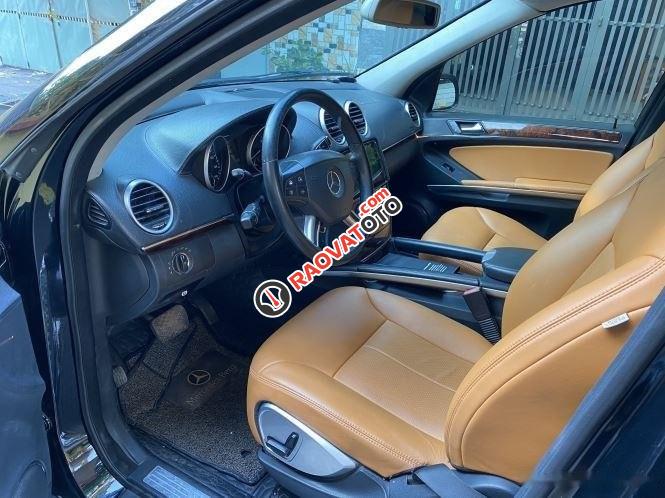 Màu đen, nhập khẩu Mỹ, giá 456 triệu-8