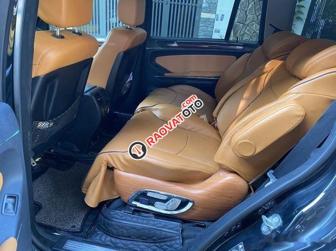 Màu đen, nhập khẩu Mỹ, giá 456 triệu-10