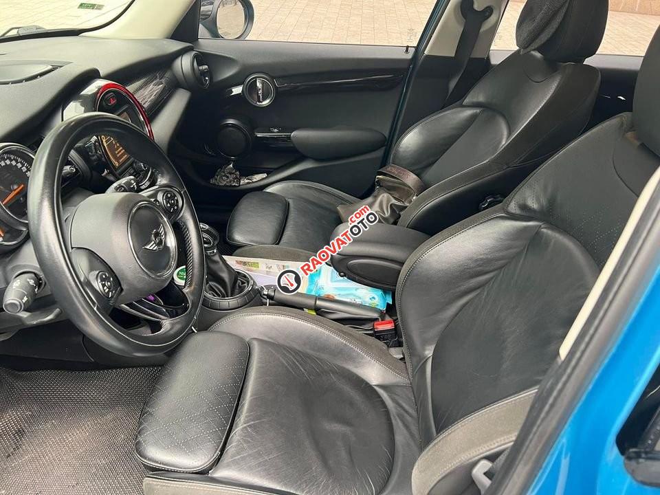 Màu xanh lam, nhập khẩu nguyên chiếc-6