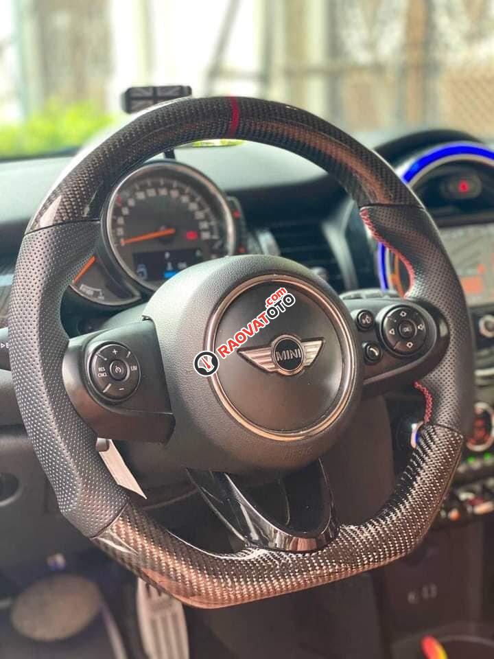 Màu trắng, nhập khẩu nguyên chiếc-3