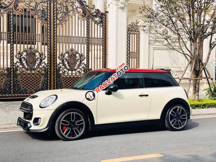 Màu trắng, nhập khẩu nguyên chiếc-23