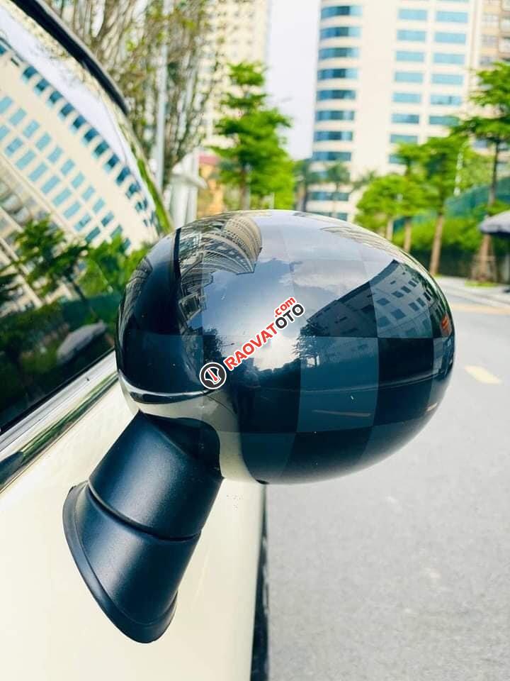 Màu trắng, nhập khẩu nguyên chiếc-18