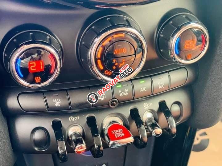 Màu trắng, nhập khẩu nguyên chiếc-5