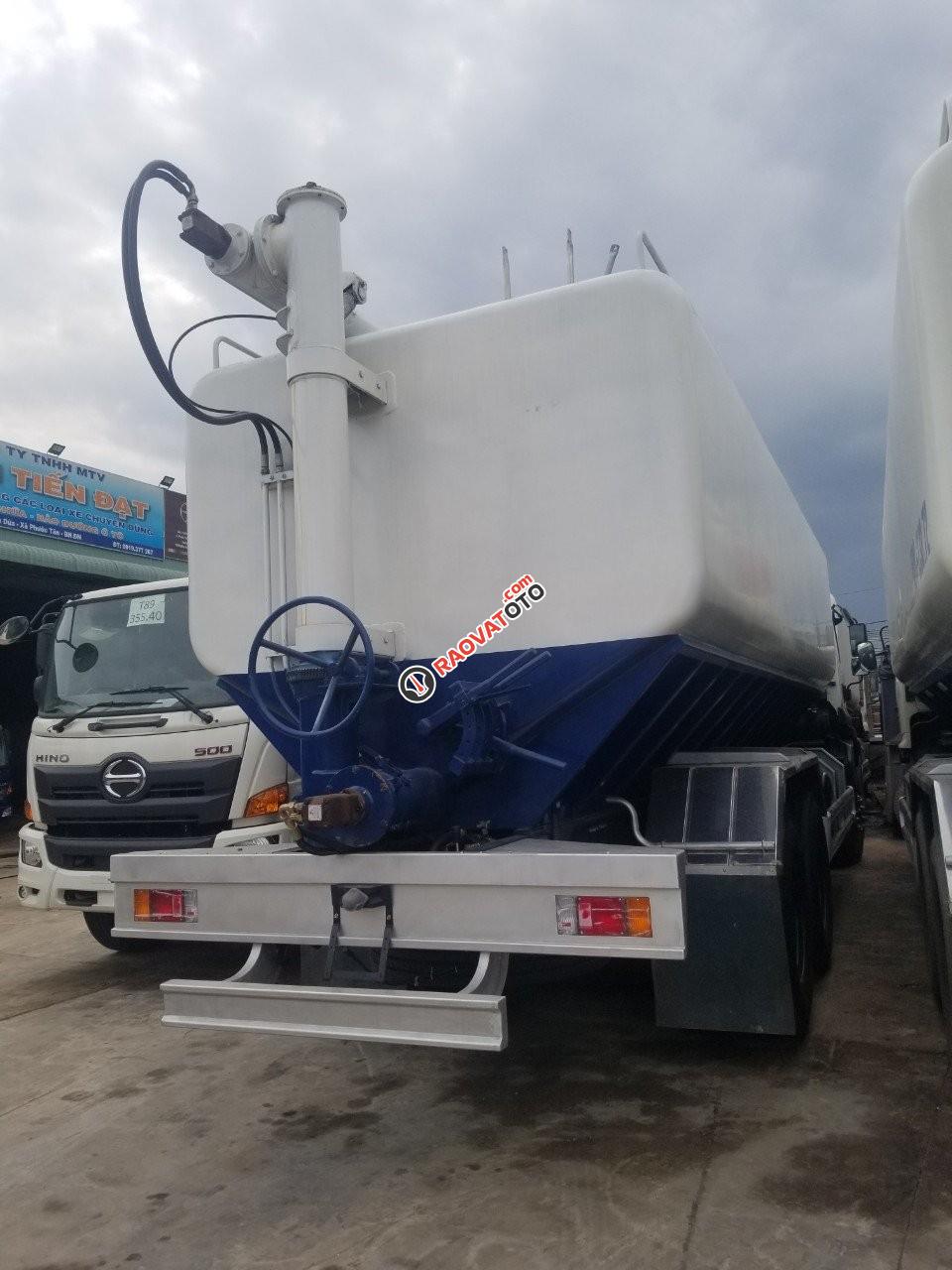 Xe xitec chở cám CP-1