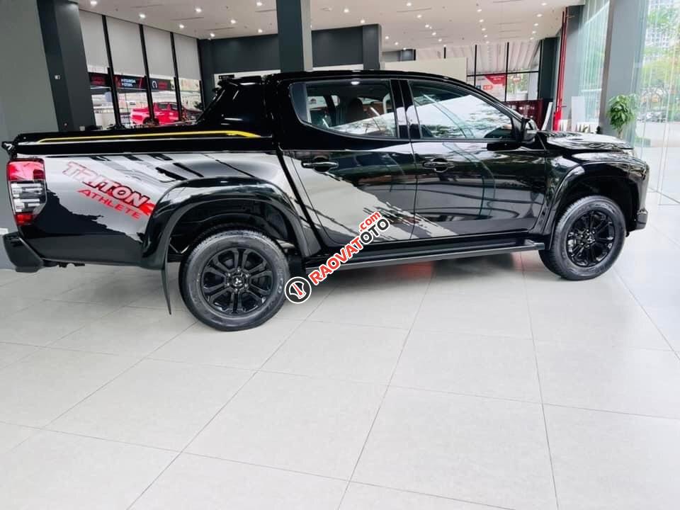 Đủ màu giao ngay - Siêu khuyến mại trong tháng, hỗ trợ lên đến 100% thuế trước bạ-12