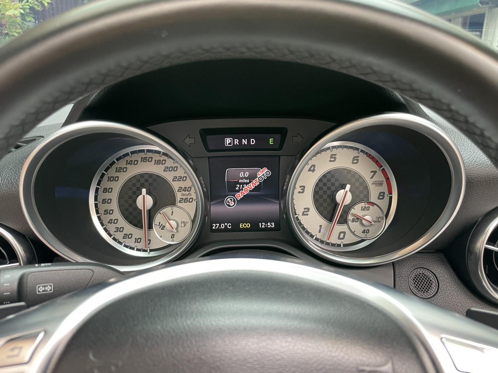 Màu đỏ, tên tư nhân-2