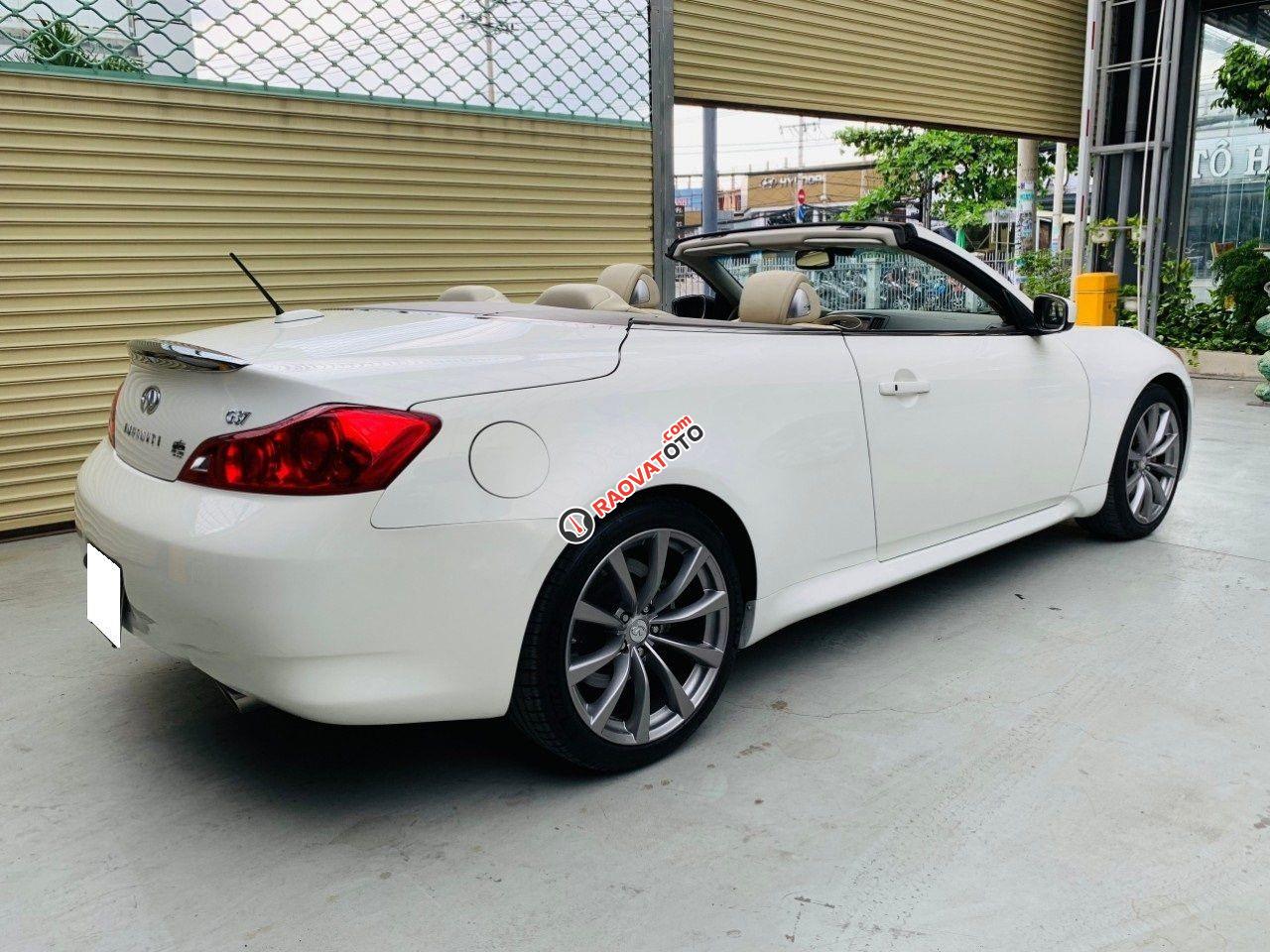 Màu trắng, nhập khẩu nguyên chiếc-3