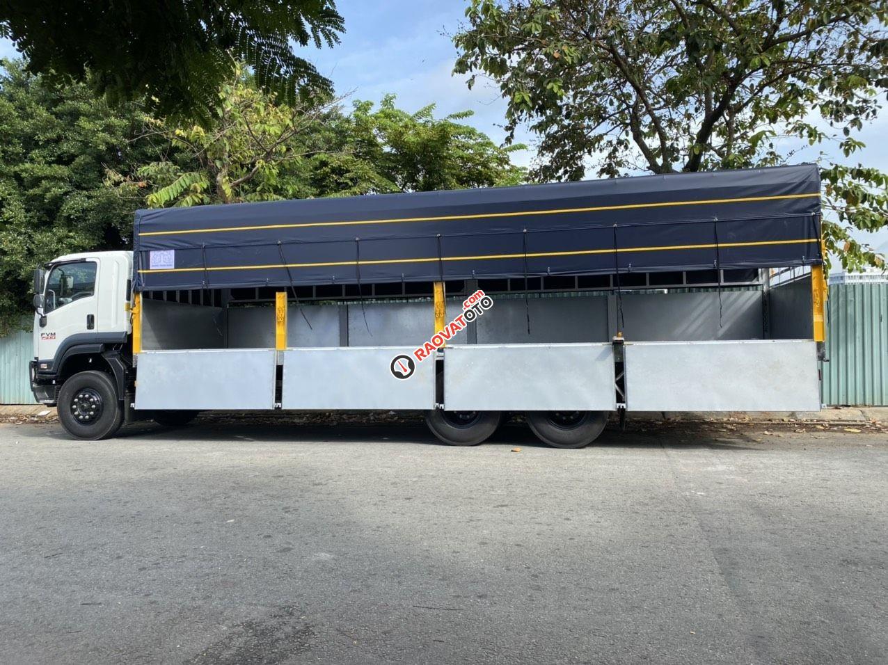 Isuzu 15 tấn FVM 1500 thùng bạt giao ngay-3