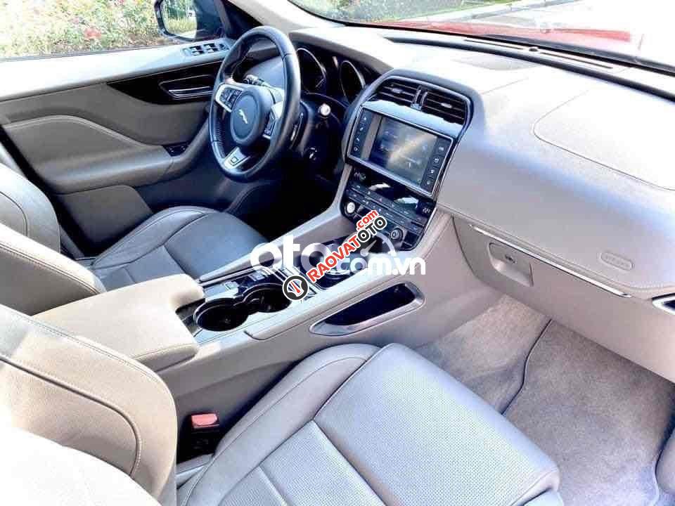 Màu đỏ, nhập khẩu nguyên chiếc-6