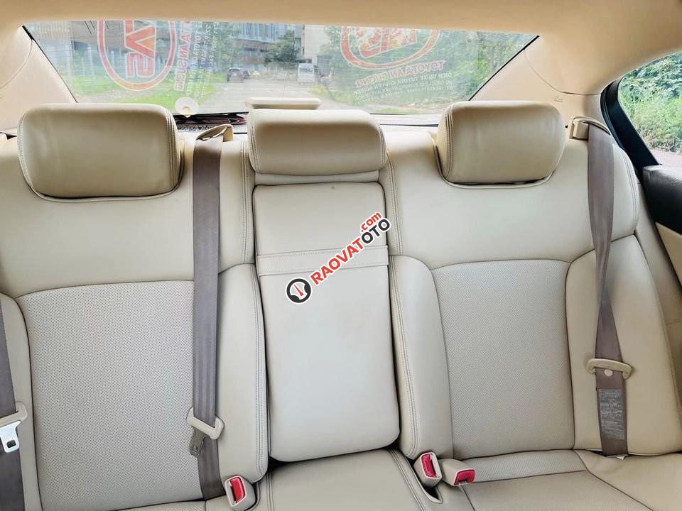 Màu đen, nhập khẩu nguyên chiếc-6