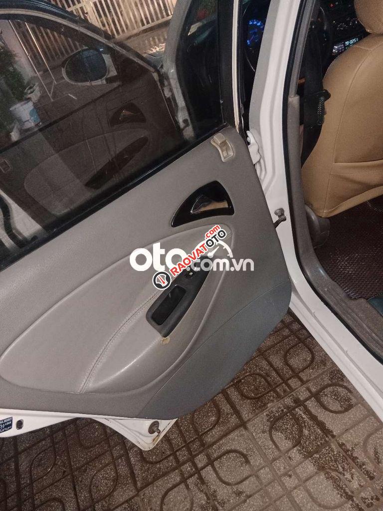 Bán xe 5 chổ nubira2,có trao đổi xe củ-7