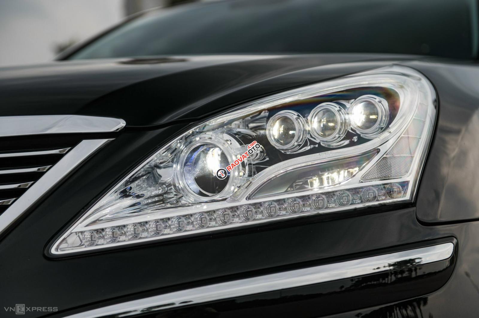 Cần bán xe màu đen-12