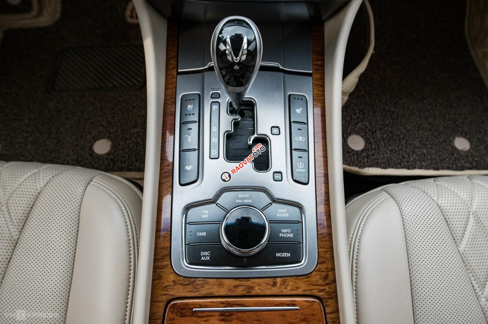 Cần bán xe màu đen-1