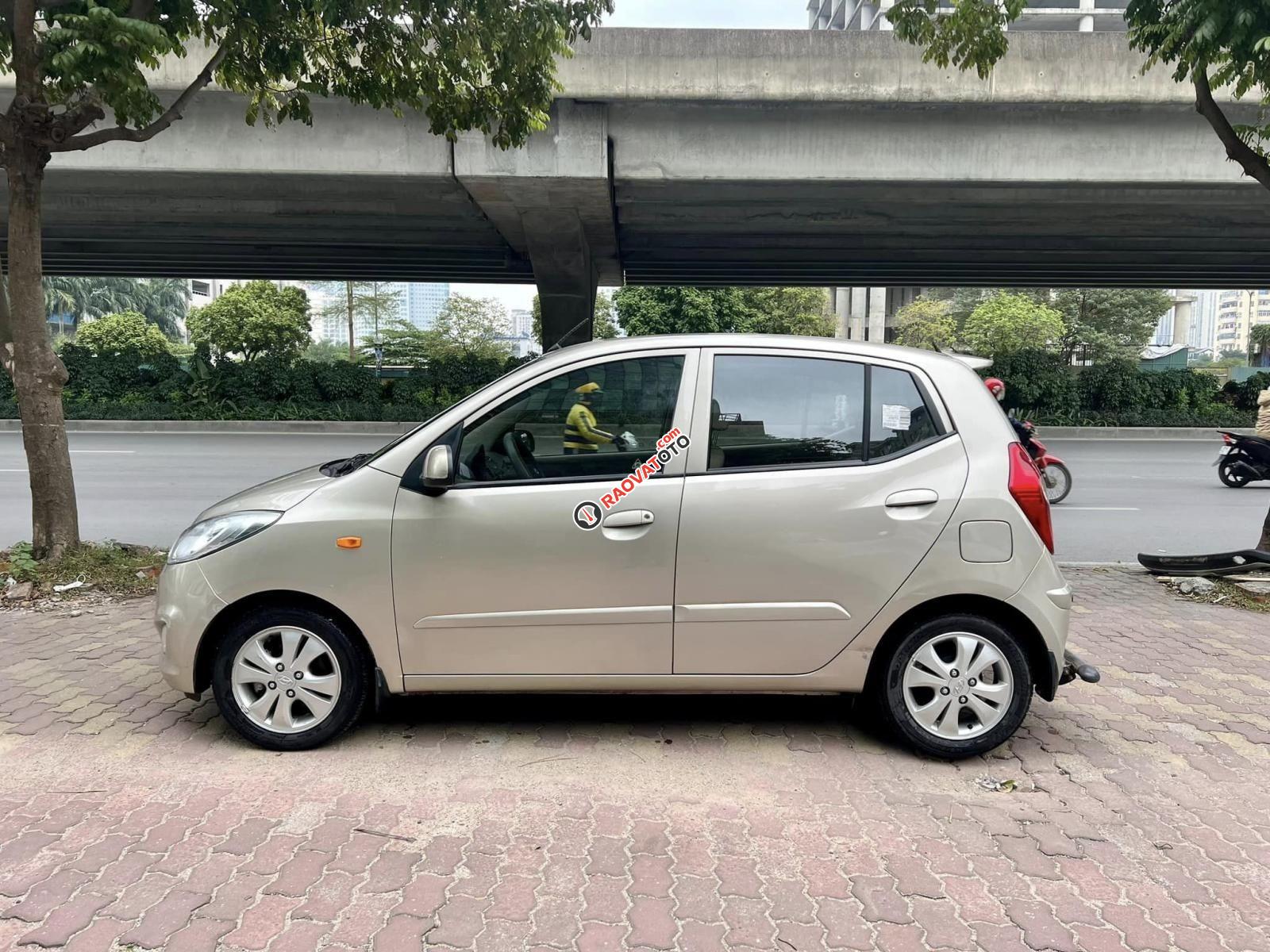 Hyundai i10 2011 số tự động tại Hà Nội-19