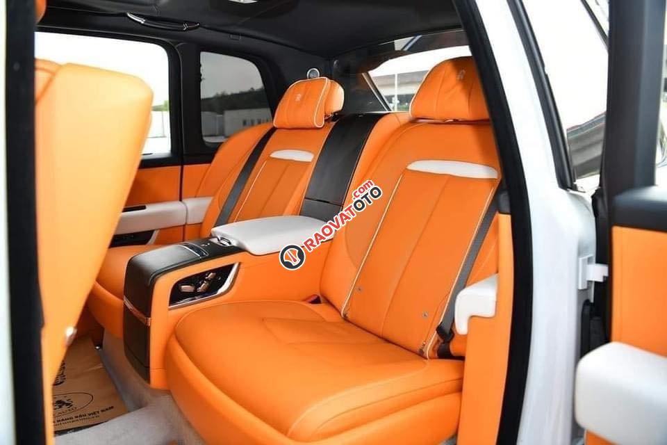 Rolls-Royce Cullinan 2019-3