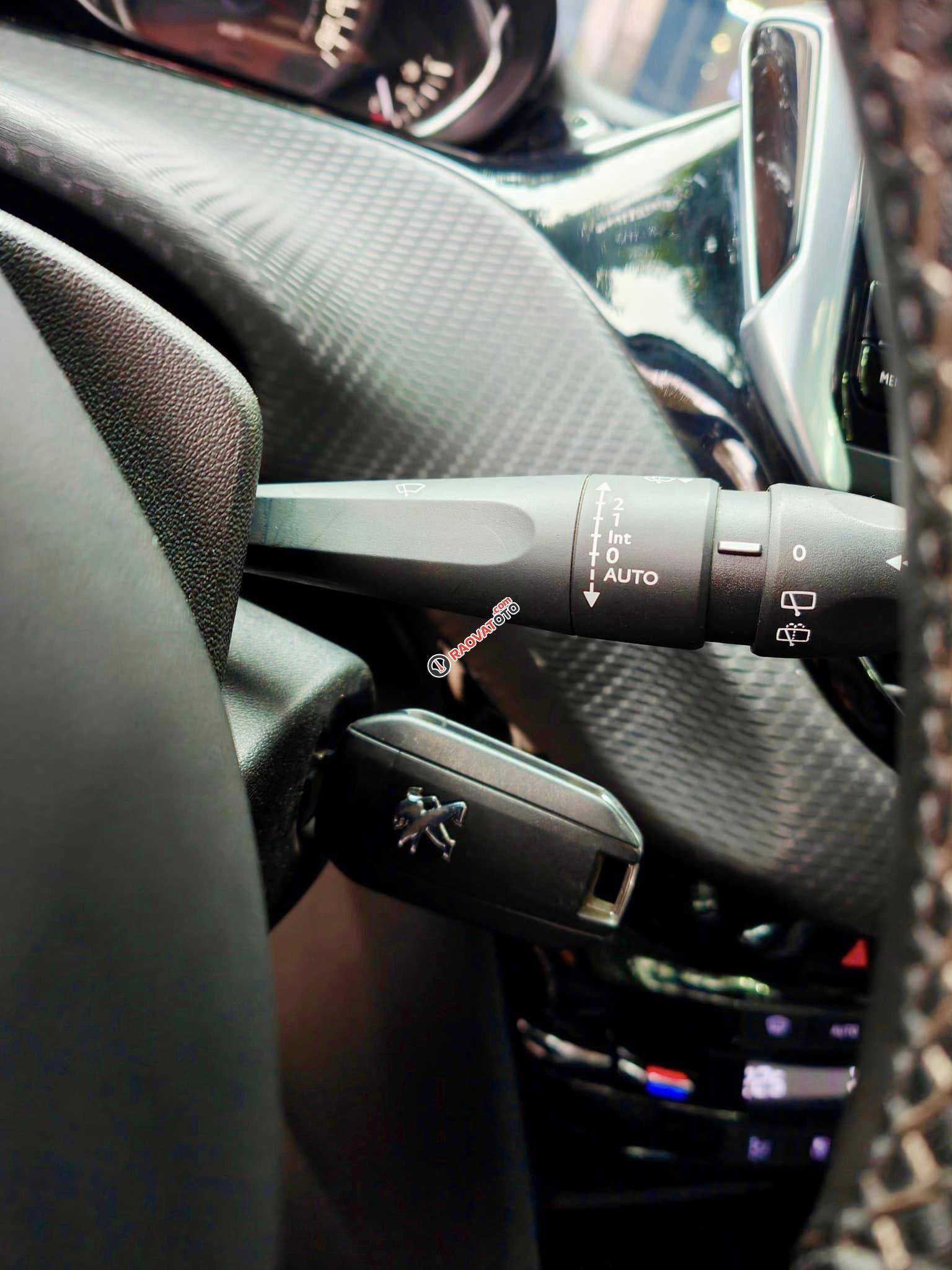 Peugeot 208 2016 số tự động-9