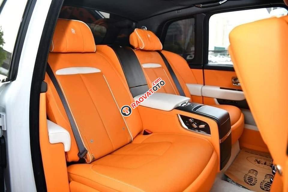 Rolls-Royce Cullinan 2019-6