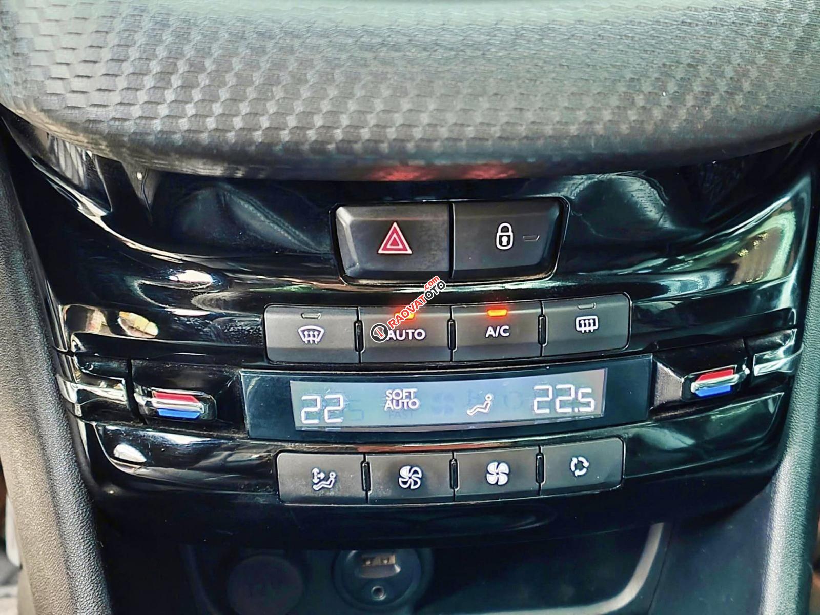 Peugeot 208 2016 số tự động-9