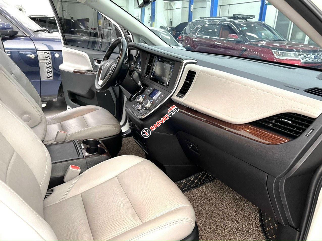 Màu trắng, nội thất ghi, chất xe cực đẹp-6