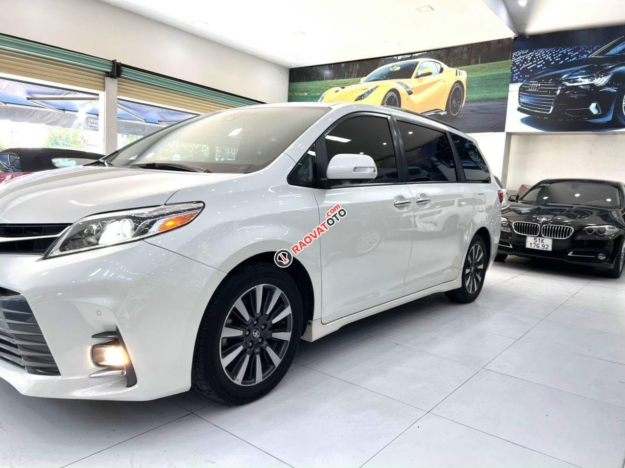 Màu trắng, nội thất ghi, chất xe cực đẹp-15