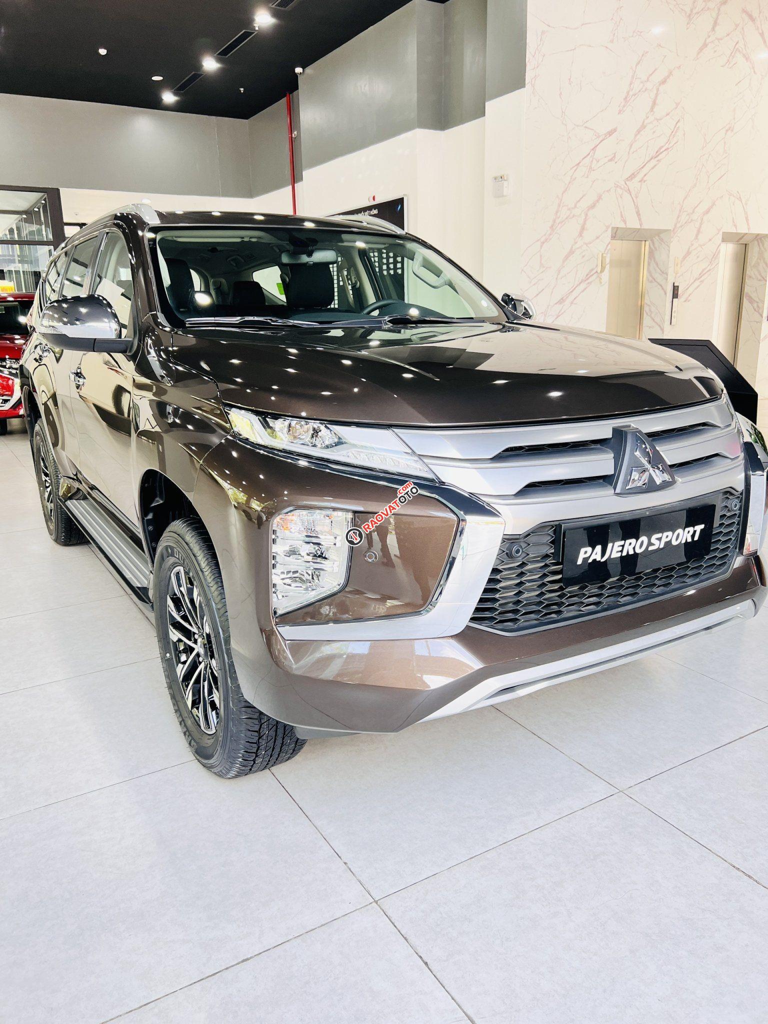 Siêu khuyến mại với nhiều quà tặng, sẵn hàng giao ngay, hỗ trợ lên đến 100% thuế trước bạ-0