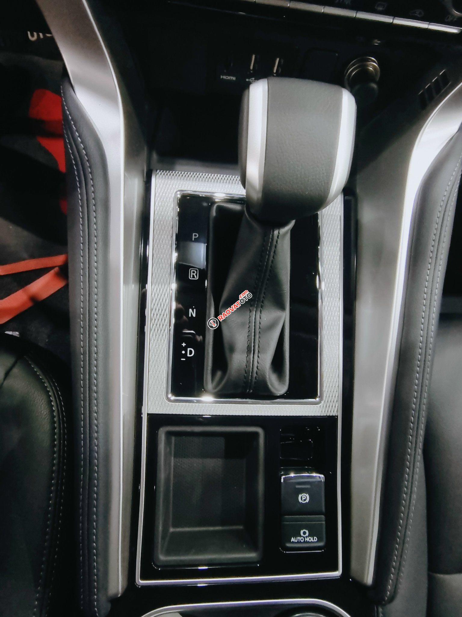 Ưu đãi với nhiều quà tặng trong tháng sắm xế cưng, hỗ trợ lên đến 100% thuế trước bạ-7