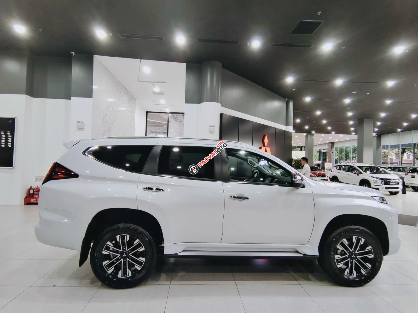 Ưu đãi với nhiều quà tặng trong tháng sắm xế cưng, hỗ trợ lên đến 100% thuế trước bạ-0