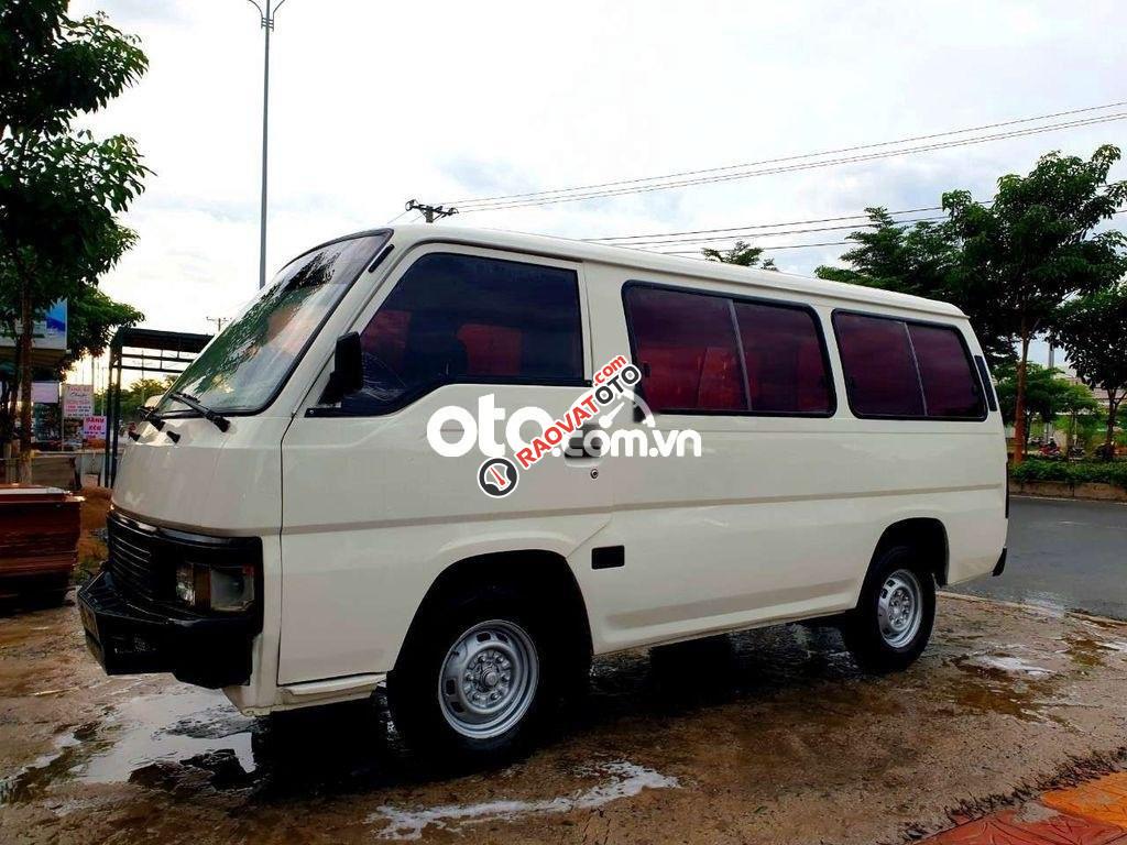 Nissan Urvan xe không niên hạn, đẹp rẻ-2