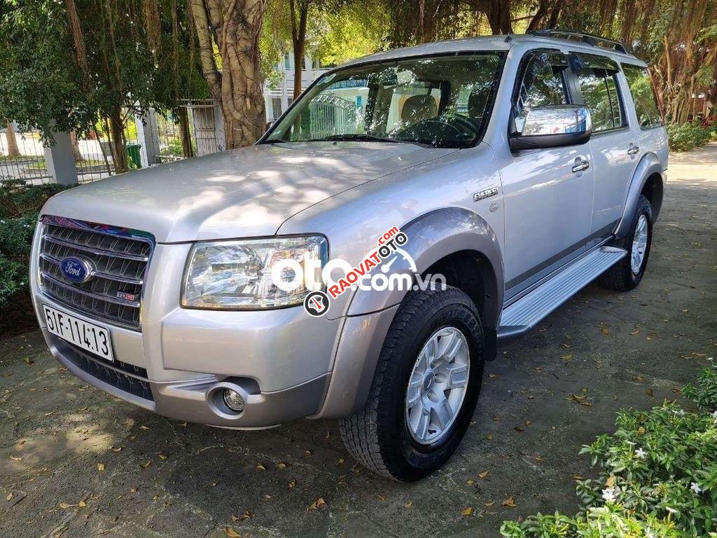 Ford EVEREST at-6