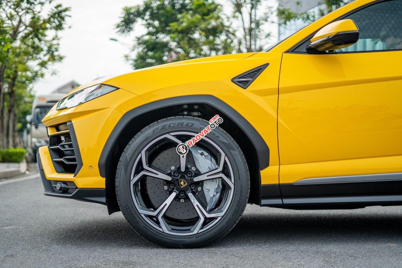 Siêu SUV nhanh nhất thế giới, mới 100% sẵn giao ngay-3