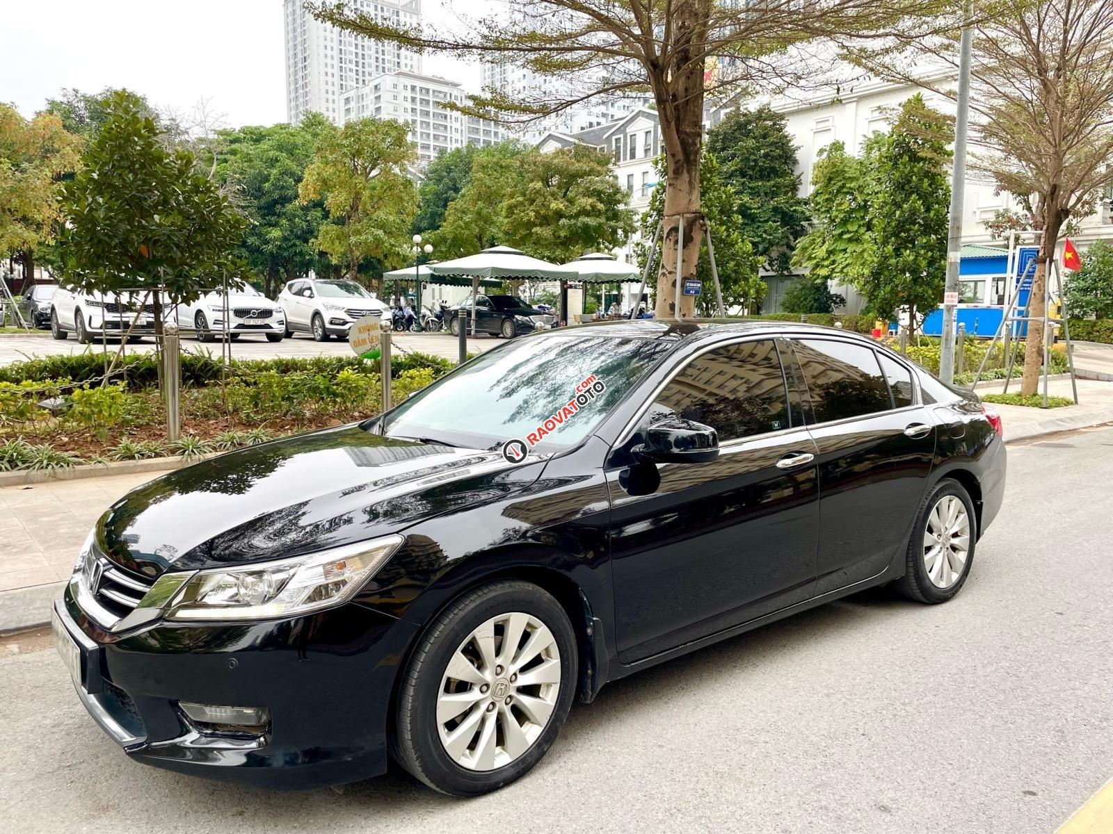 Bán xe Honda Accord sản xuất 2014 nhập khẩu nguyên chiếc-7