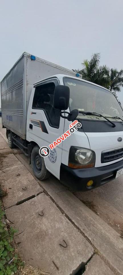 Màu trắng, 165 triệu-3