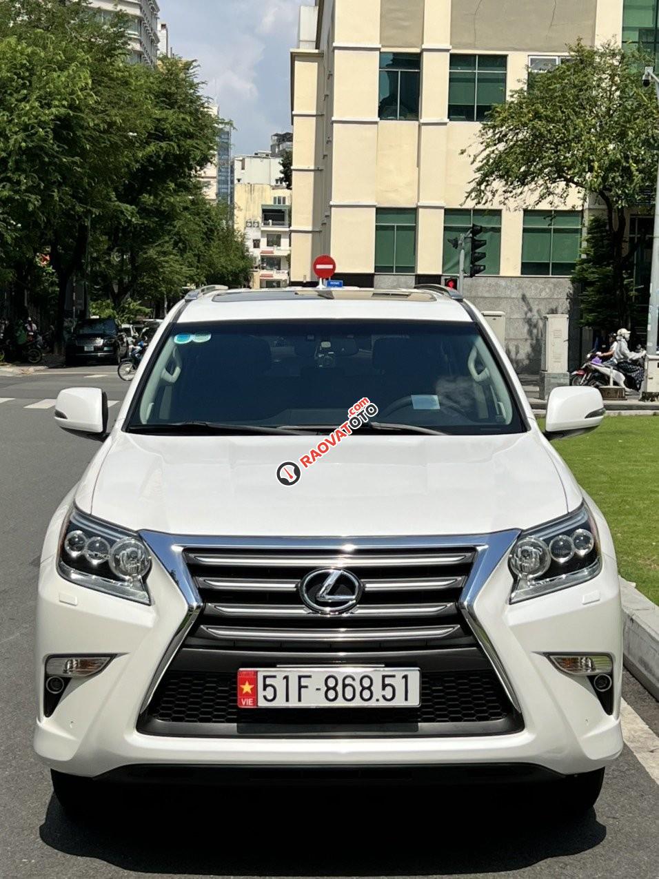 Xe gia đình rất ít chạy rất là mới-0